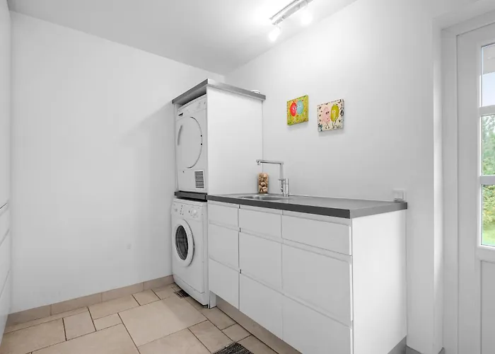 Dom wakacyjny Beautiful In With Sauna